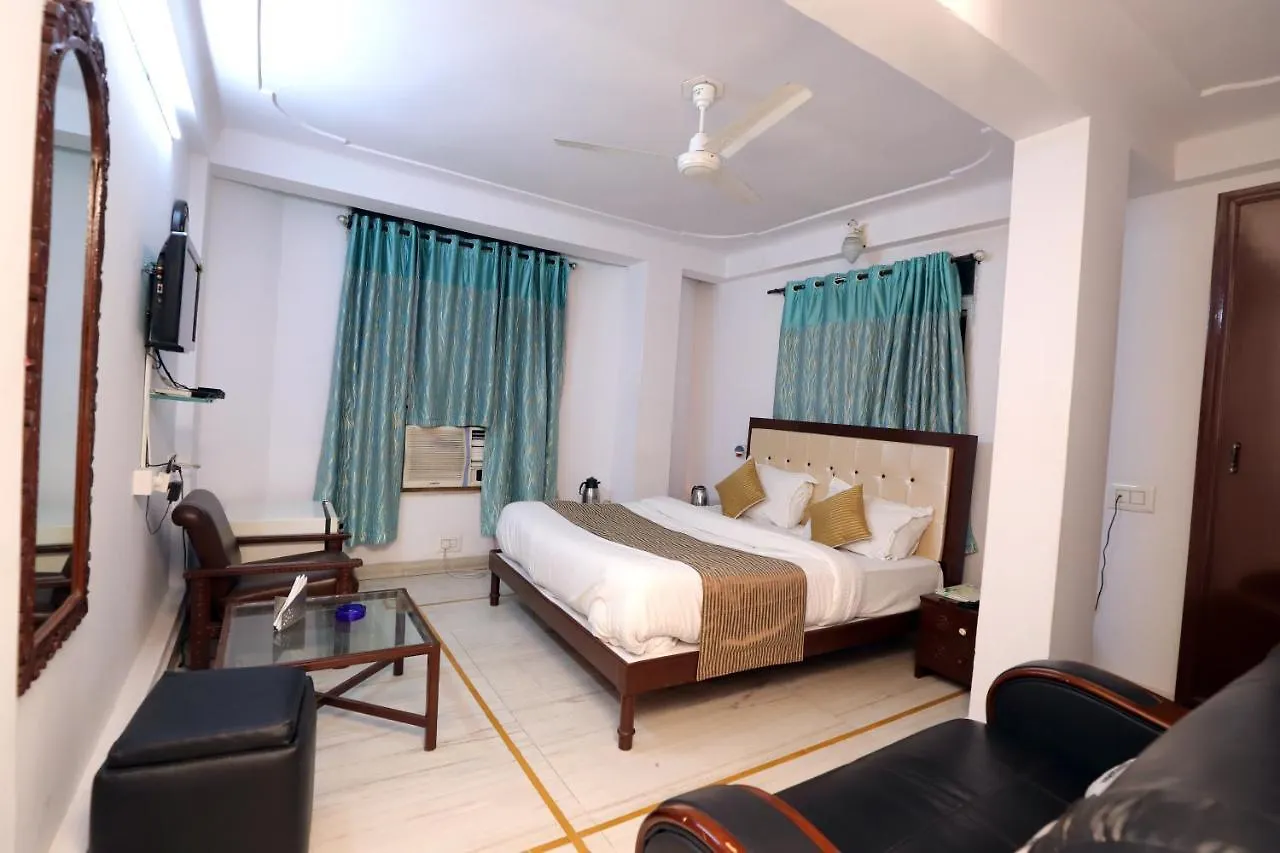 ***  Hotel Green View International Udaipur India