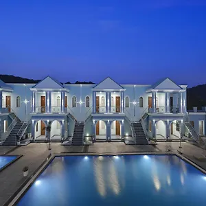 Resort Red Tullip Md Valley And