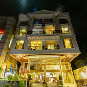 Hotel Sepoy Grande