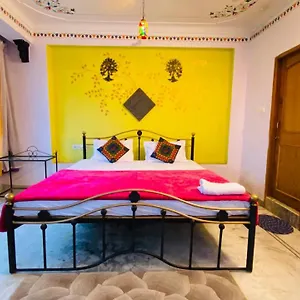 Hotel Kesar Palace