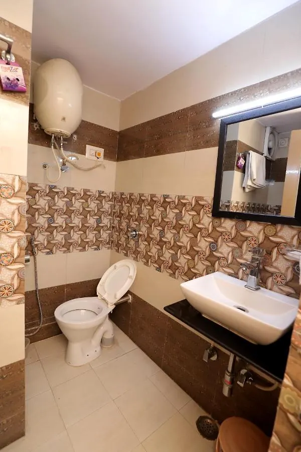 ***  Hotel Green View International Udaipur India